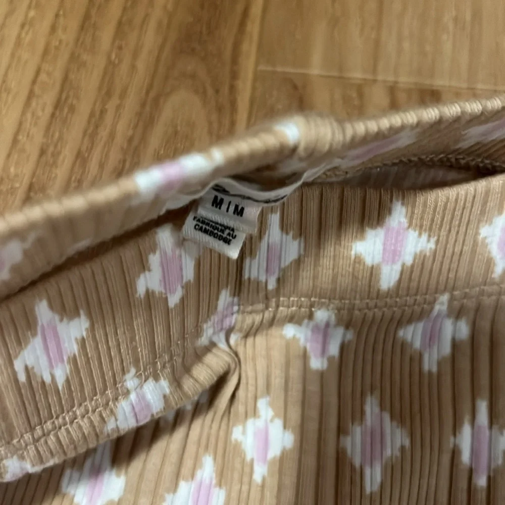 Tan Patterned Pants - Picture 5 of 6